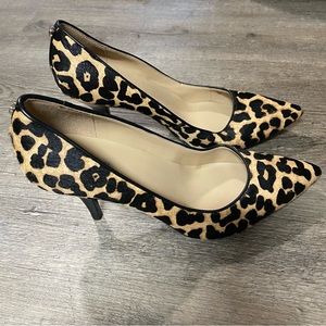 BRAND NEW / NEVER WORN - Michael Kors Cheetah Print Heels. Size 8